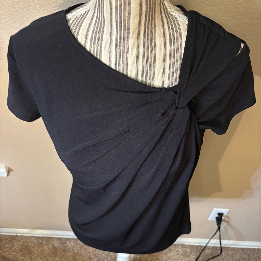 BOLD elements Top Large Black Draped Short Sleeve… - image 2